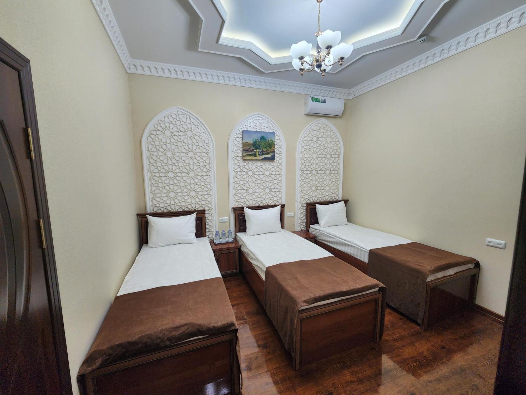 Muhtasham Hotel In Ichan Qala خيوة المظهر الخارجي الصورة